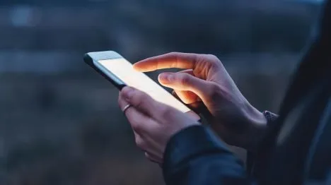 Teléfonos de Gama Media: Preferencias y Tendencias 2025