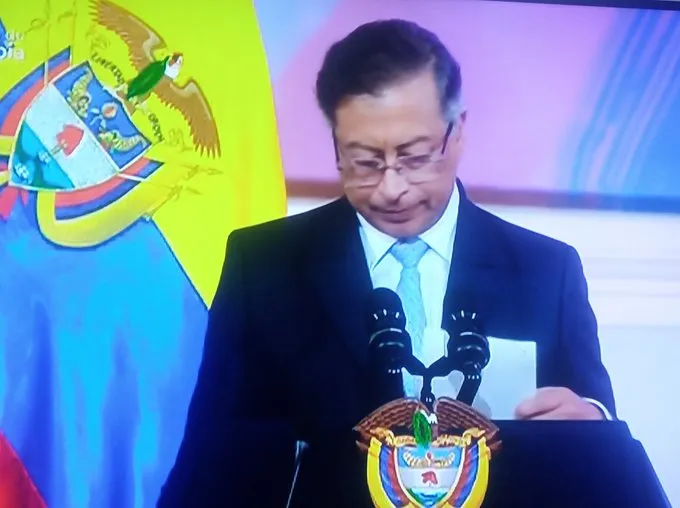 Controversia Gustavo Petro: Críticas por un incidente viral
