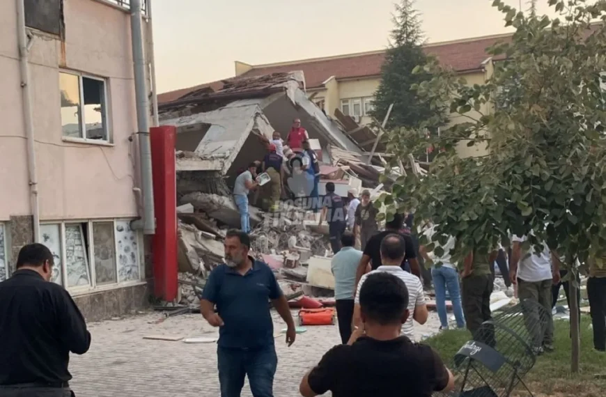 Terremoto Turquía: Magnitud 6.1 Afecta a Balikesir
