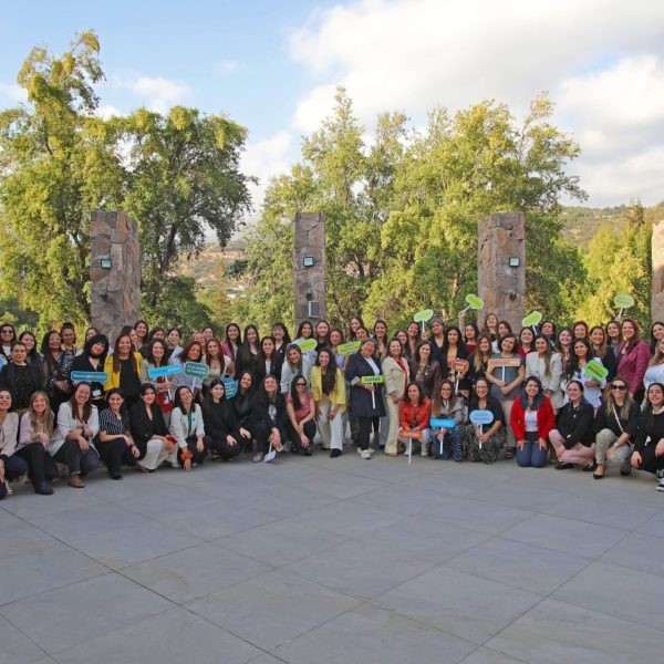 Mujeres en la Industria Minera: Un Cambio Hacia el Liderazgo
