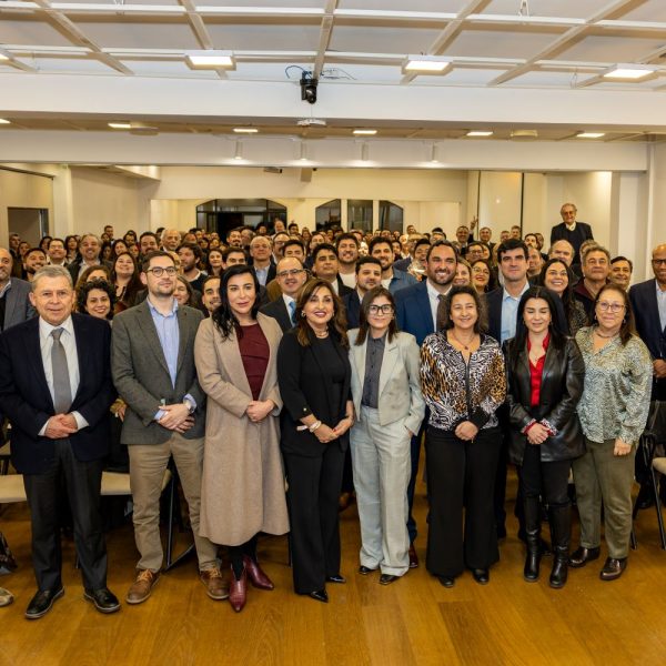 Incubadora de Negocios: Celebrando 25 Años de Innovación en Chile