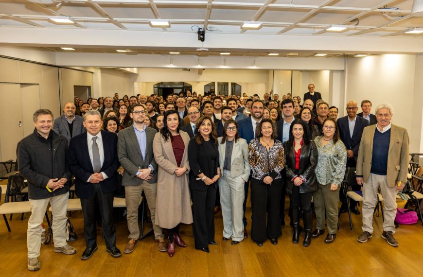 Incubadora de Negocios: Celebrando 25 Años de Innovación en Chile